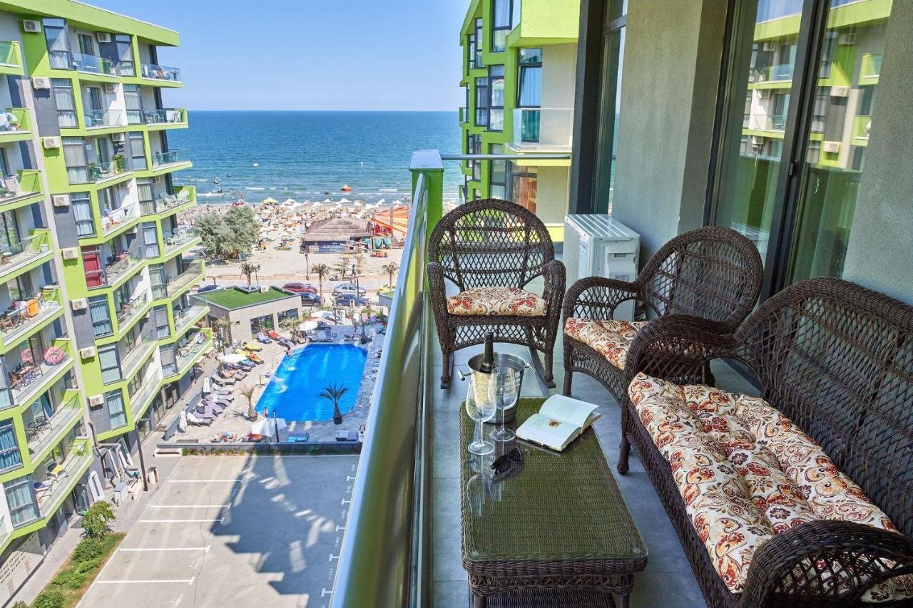 Berlin Luxury Apartment Spa N Pool Beach Resort Неводарі Екстер'єр фото
