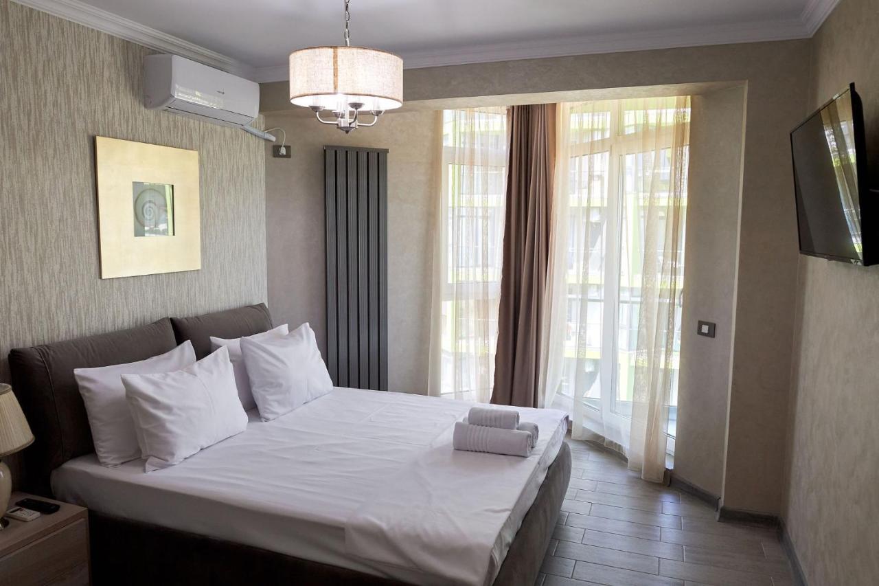 Berlin Luxury Apartment Spa N Pool Beach Resort Неводарі Екстер'єр фото