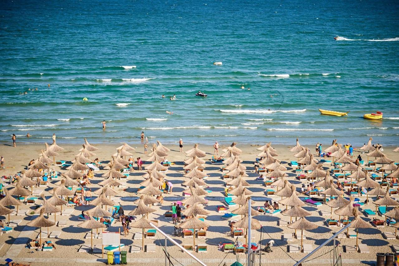 Berlin Luxury Apartment Spa N Pool Beach Resort Неводарі Екстер'єр фото