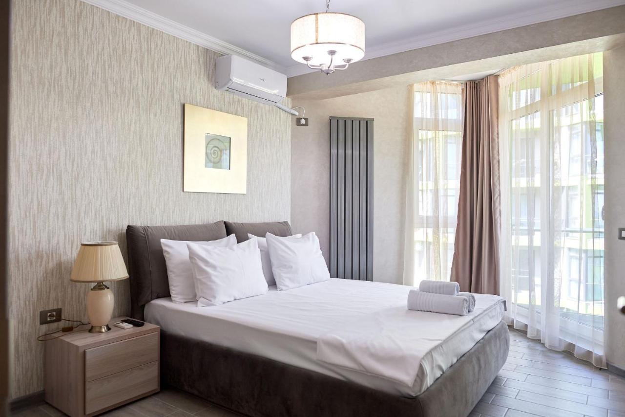 Berlin Luxury Apartment Spa N Pool Beach Resort Неводарі Екстер'єр фото