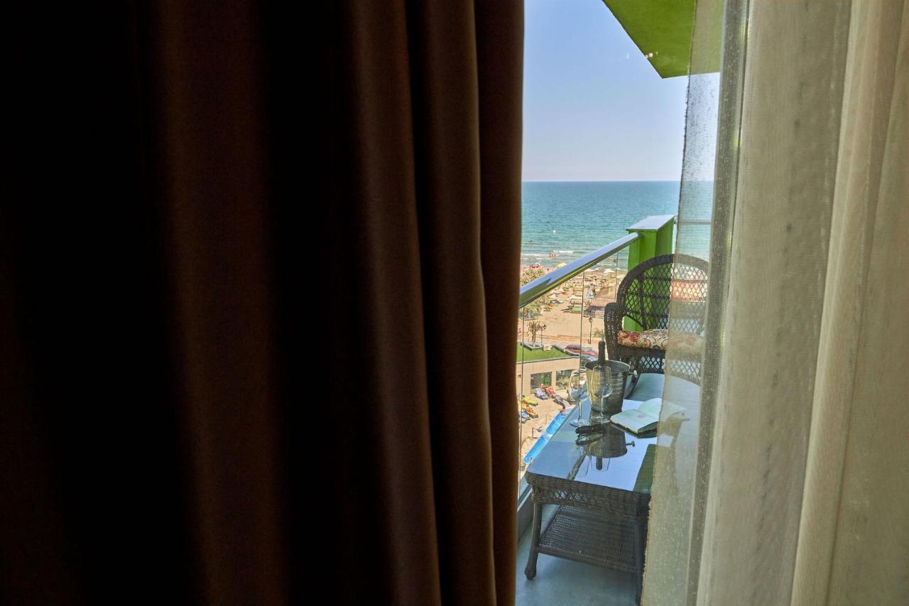 Berlin Luxury Apartment Spa N Pool Beach Resort Неводарі Екстер'єр фото